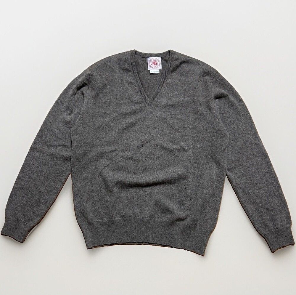 J. Press Made in Scottland Grey 100% Cashmere Pullover Sweater Size Medium Mens